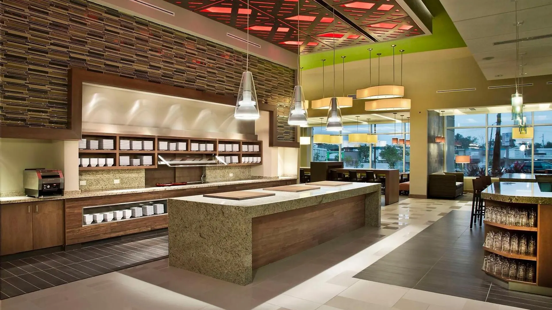 Hyatt Place Bayamon Hotel